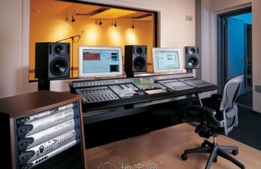 創意內容制作的基石 錄音、音樂制作、MIDI、配音、配樂與攝影服務